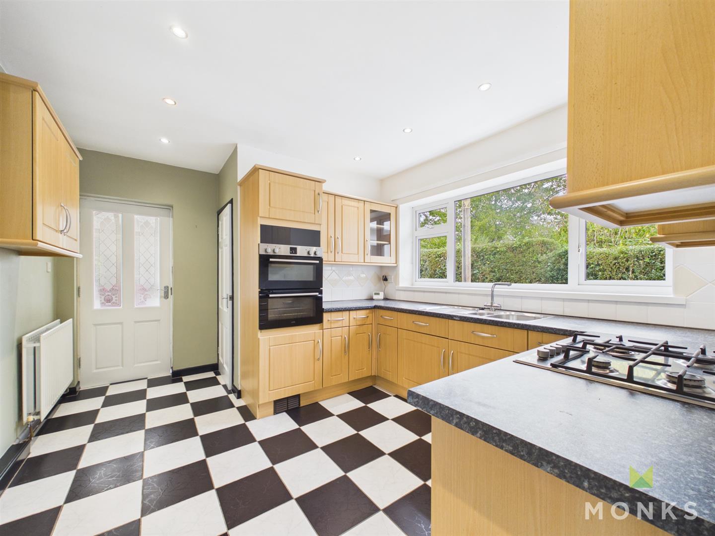 Tregantle The Driveway, Shrewsbury, SY3 0LX For Sale